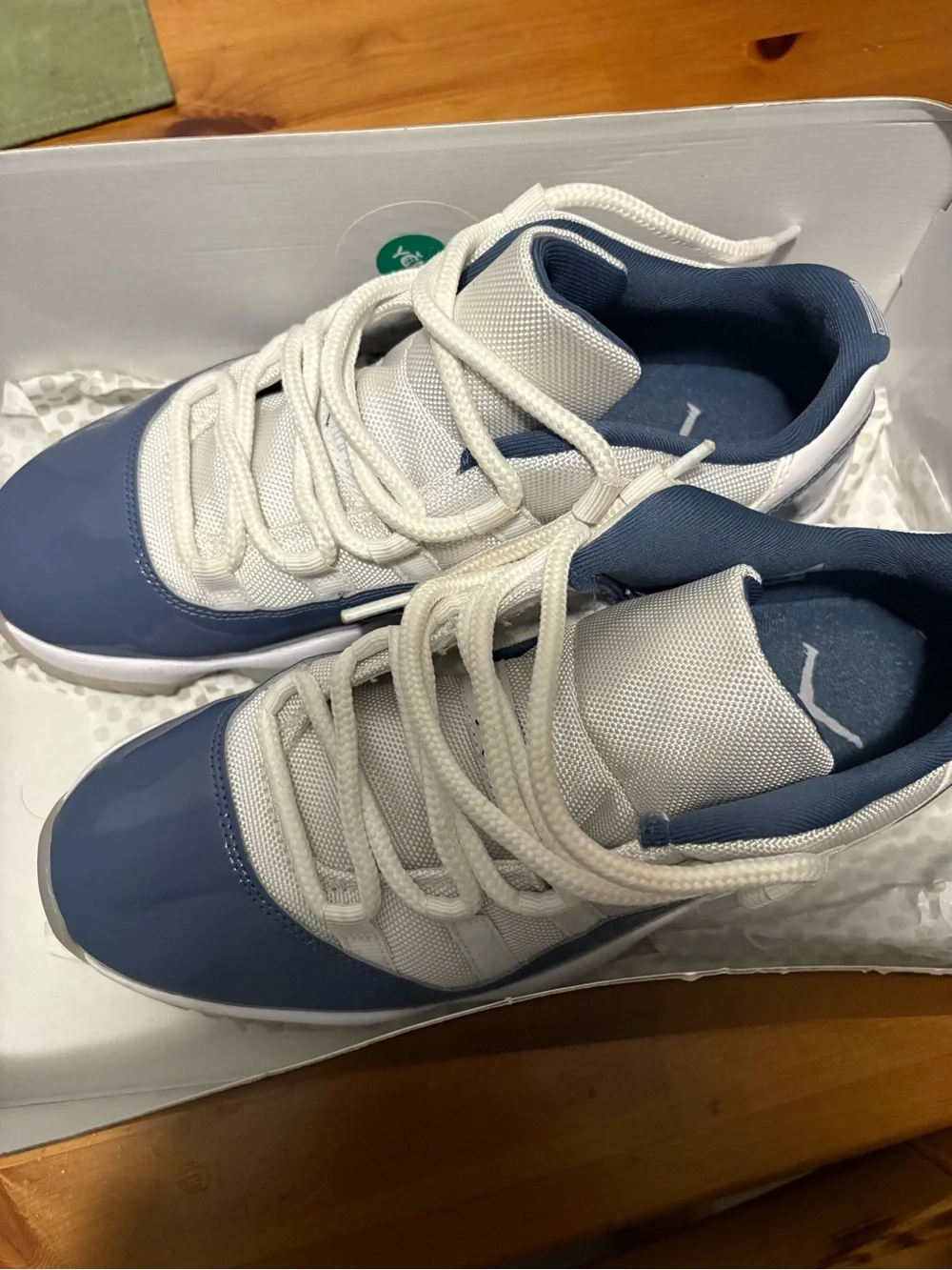 Jordan Low-Top Sneakers in White and Blue-Gray